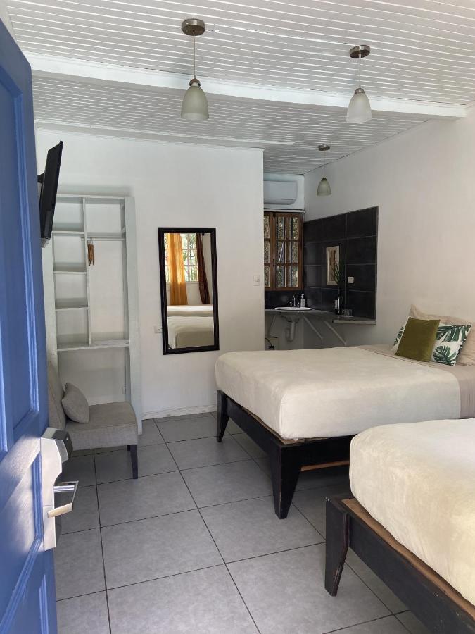 Lizard King Hotel & Suites Puerto Viejo de Talamanca Exterior foto